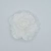 flor broche blanco