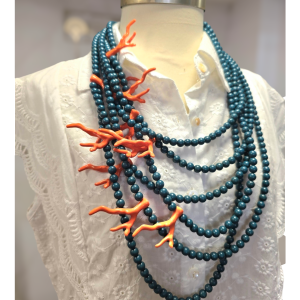 Collar coral